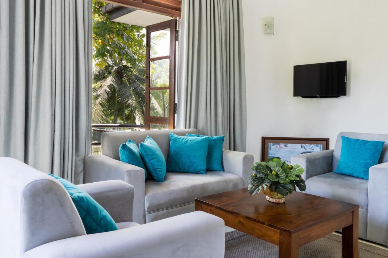 Villa Sarakkuwa Pamunugama Exteriér fotografie