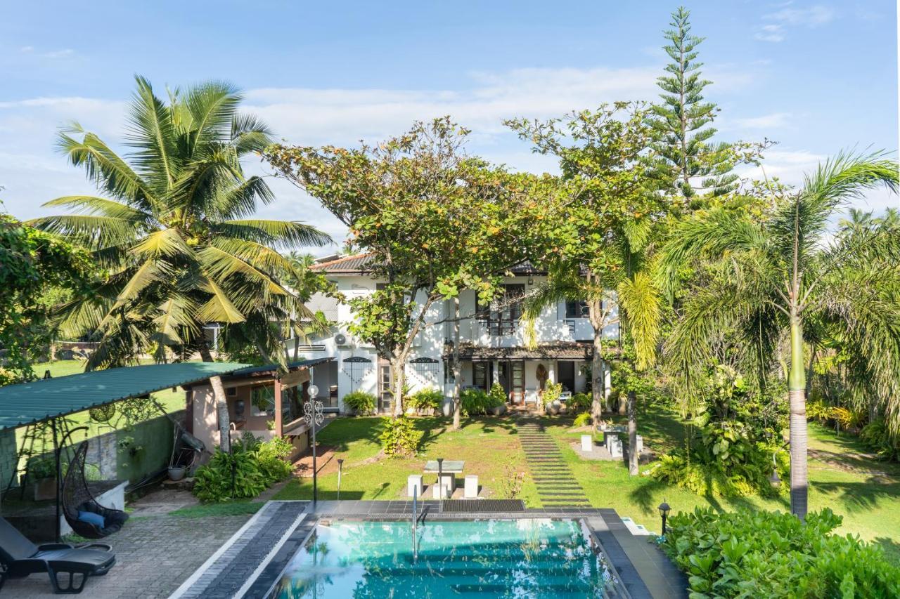 Villa Sarakkuwa Pamunugama Exteriér fotografie