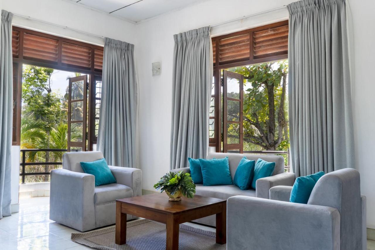 Villa Sarakkuwa Pamunugama Exteriér fotografie