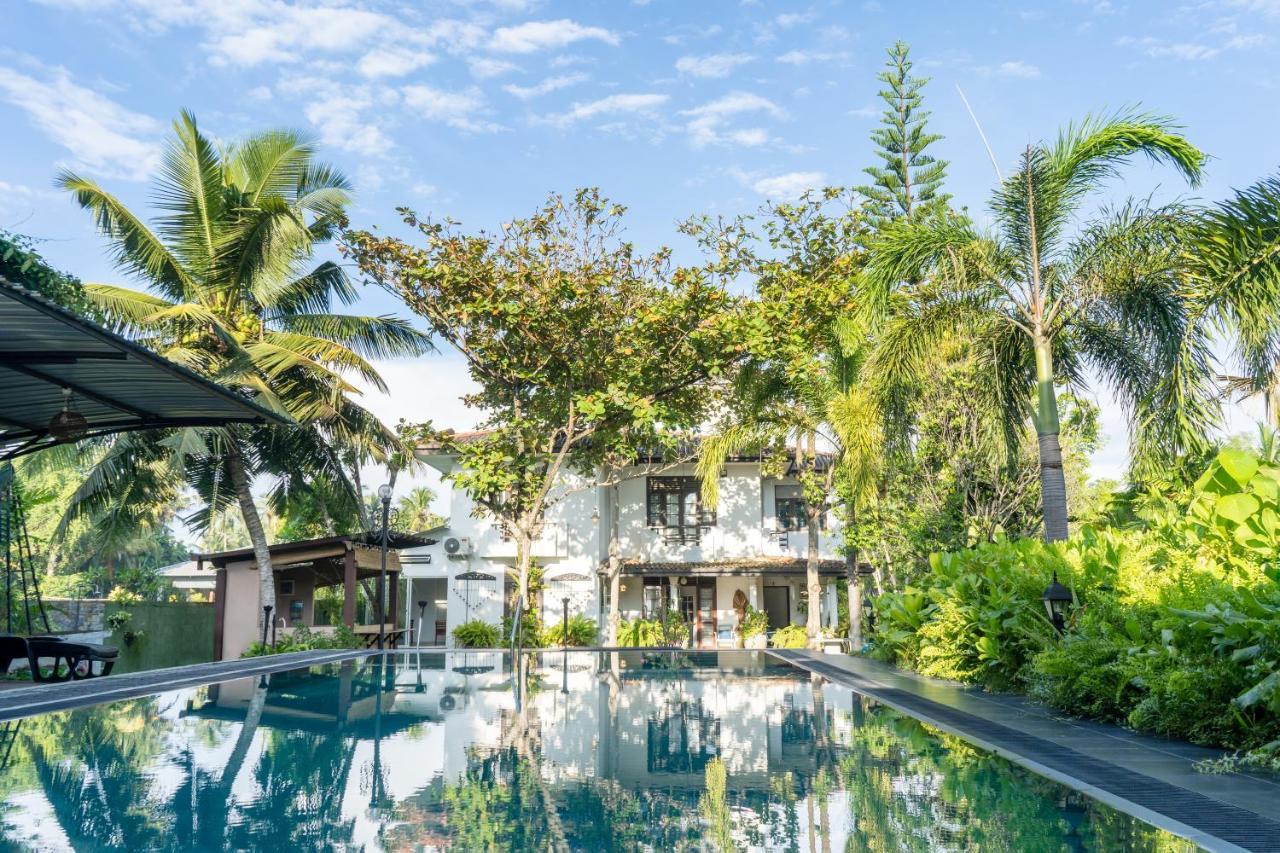 Villa Sarakkuwa Pamunugama Exteriér fotografie