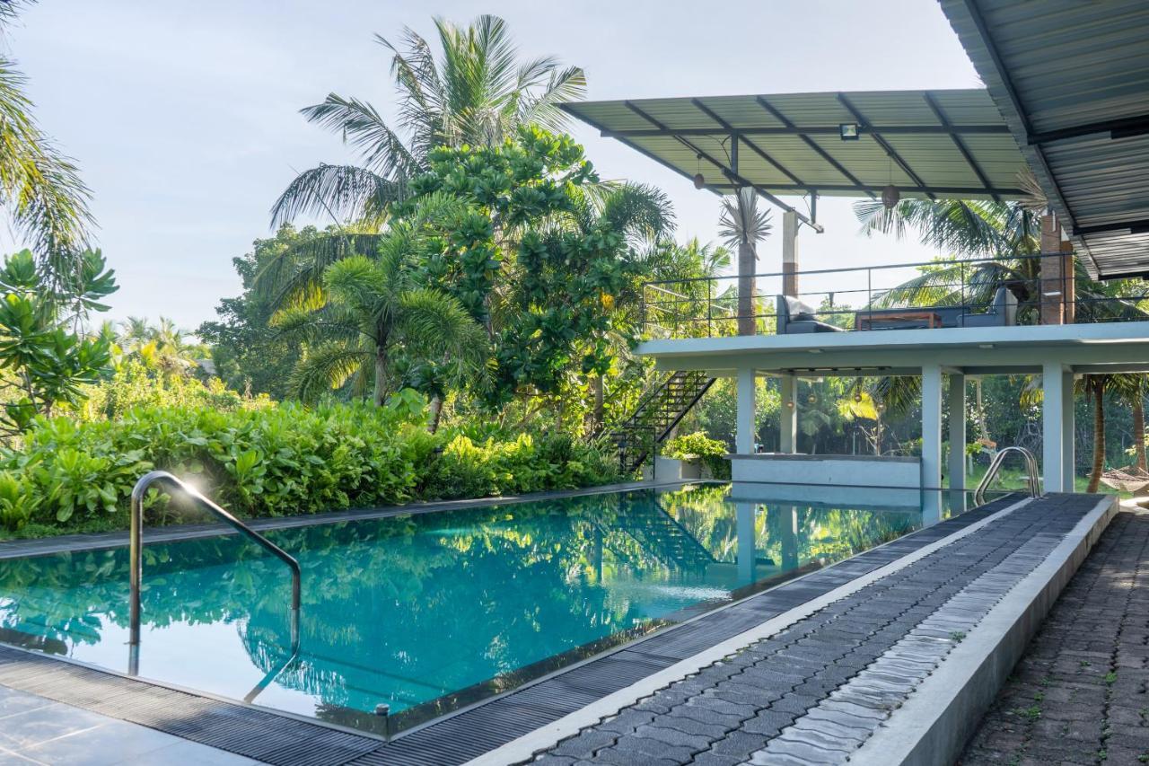 Villa Sarakkuwa Pamunugama Exteriér fotografie