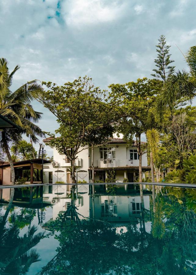 Villa Sarakkuwa Pamunugama Exteriér fotografie