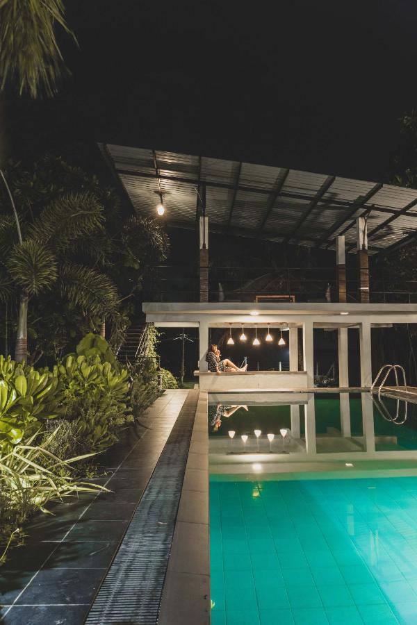 Villa Sarakkuwa Pamunugama Exteriér fotografie